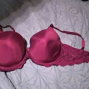 Smart & Sexy Bra size 40DDD Burgundy